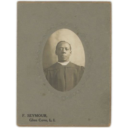 VINTAGE PHOTO - AFRICAN AMERICAN PASTOR W/ OVAL MAT - GLEN COVE, LONG ISLAND