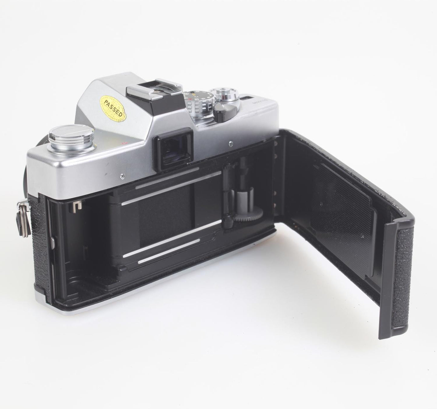 Minolta SRT MC-II 35mm Film Camera w/55mm f/1.7  Lens and Kodacolor 100 Works
