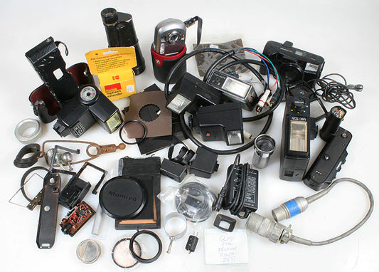 MISC.CAMERA PARTS LARGE LOT, CRAFTS STEAMPUNK JEWELRY PROP CAMERA REPAIR