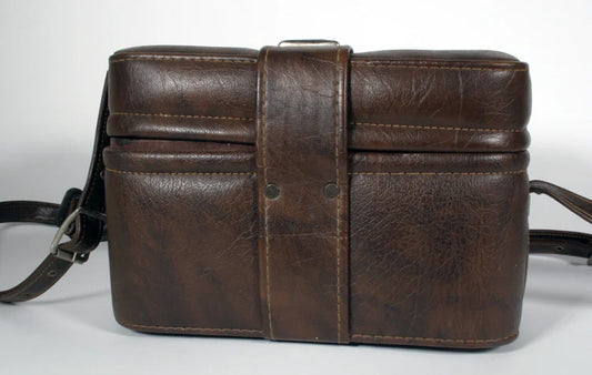 VINTAGE LEATHER RETRO CAMERA CASE AS IS