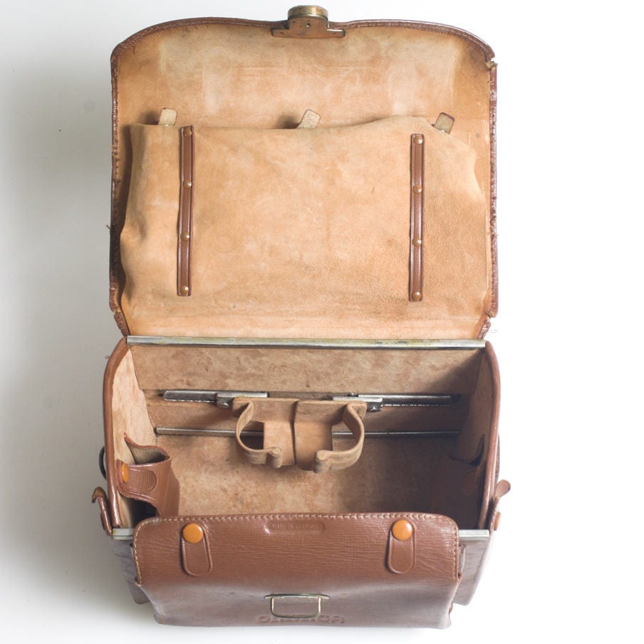 Brown Vintage Leather Camera Case 1950s