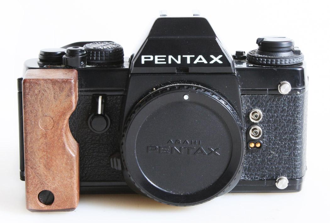 Pentax LX 35MM SLR Body with Body Cap/Data Back/Winder/Manuals