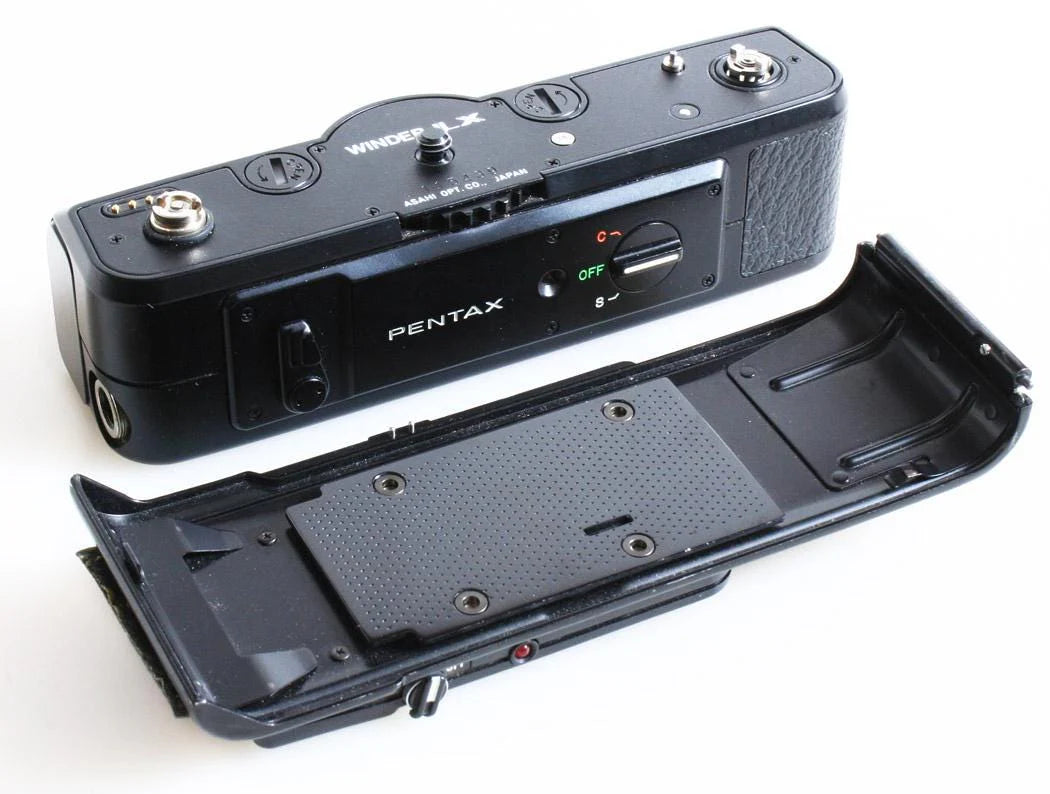 Pentax LX 35MM SLR Body with Body Cap/Data Back/Winder/Manuals