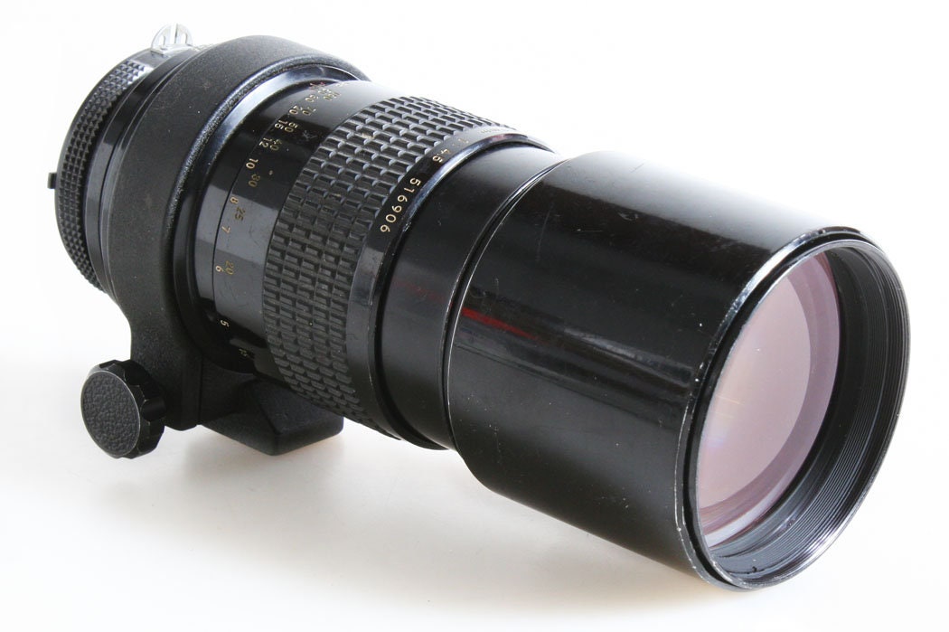 Nikon Nikkor 300mm F/4.5 Telephoto Lens