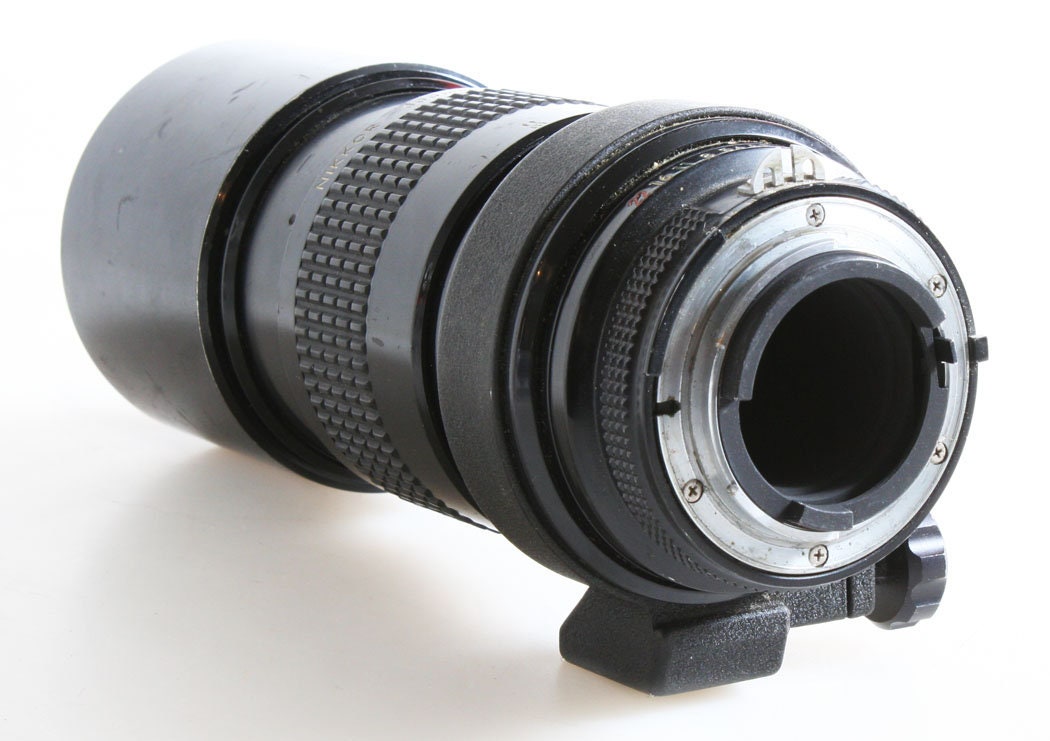 Nikon Nikkor 300mm F/4.5 Telephoto Lens