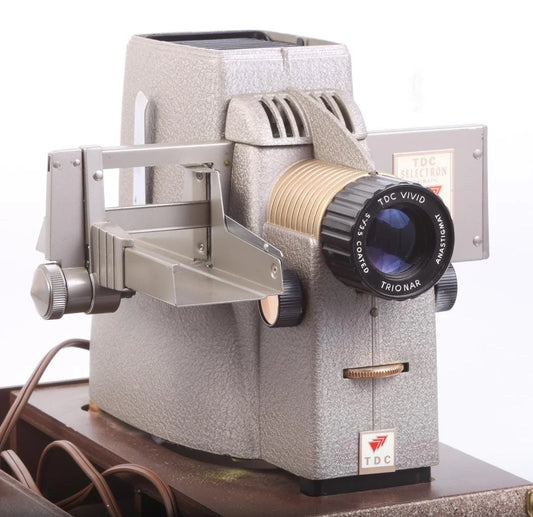 Art Deco Slide Projector, Working