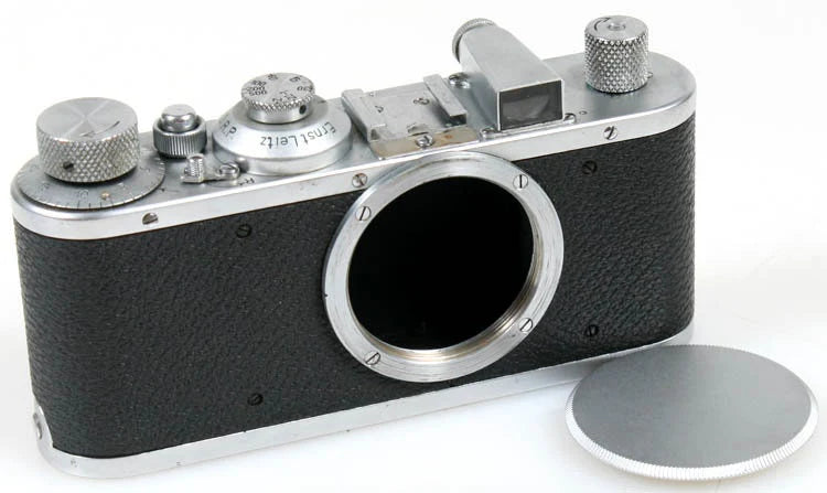 Genuine Leitz Wetzlar Leica E 35mm Camera + Body Cap