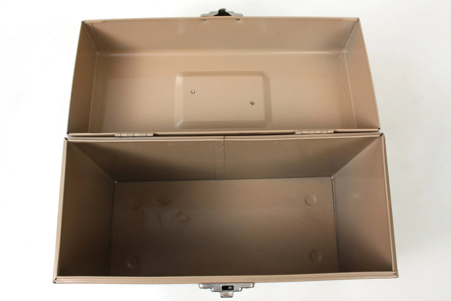 Heavy Duty Metal Case w/ Lock + Key