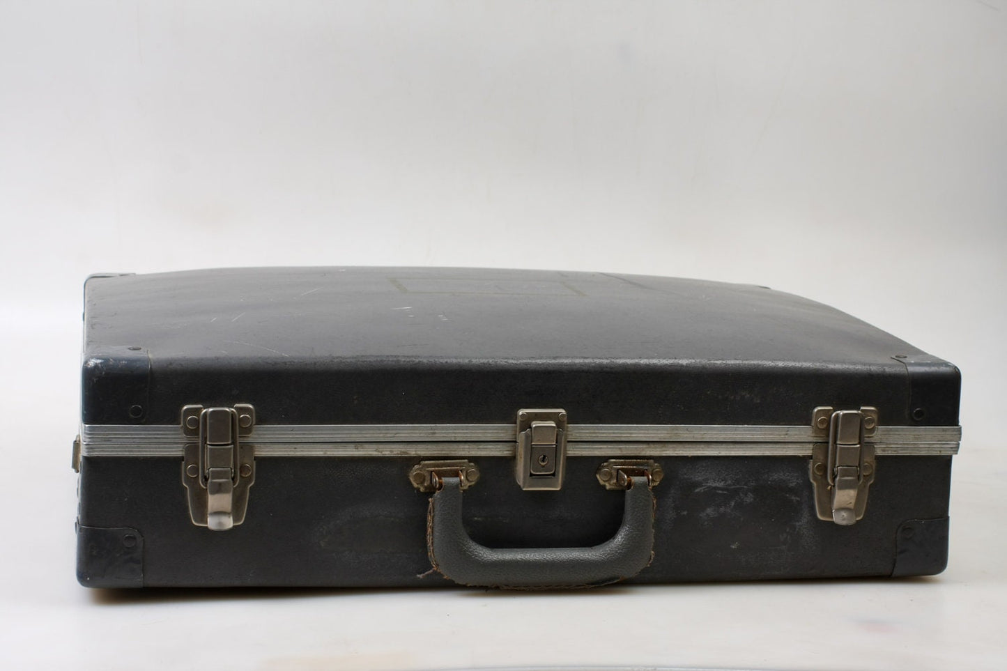 Vintage Travel Case w/ Foam Top