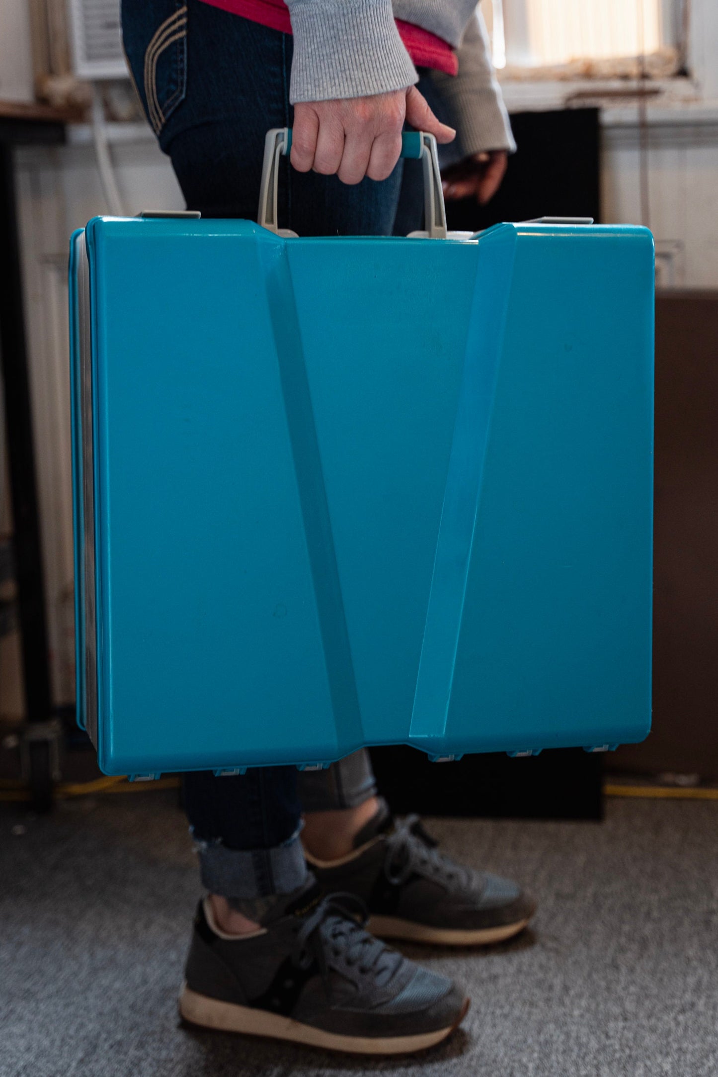 Cyan & Clear Photo Negative Storage Case - Two-Sided Organizer