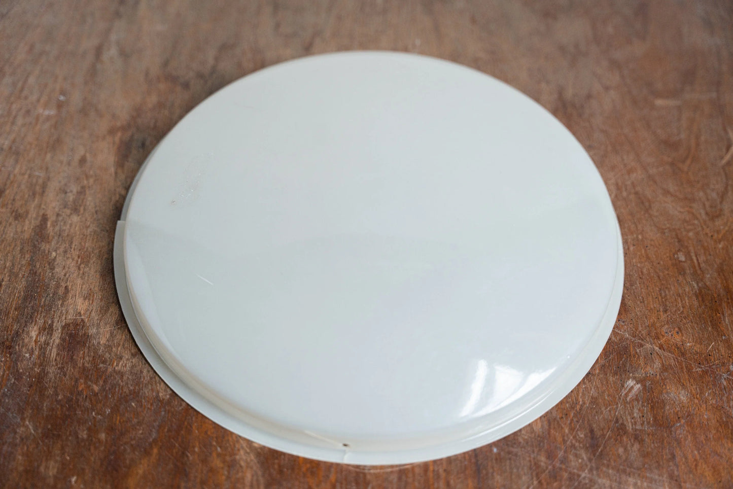 12 Inch Diffuser - AS IS - Cracks on Rim, Still Functioning