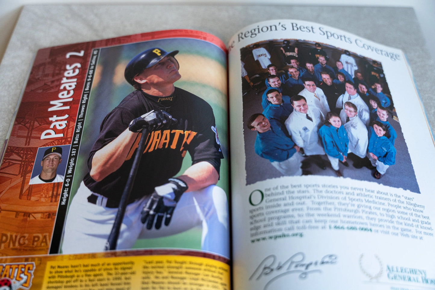 2001 Pittsburgh Pirates Official Team Yearbook