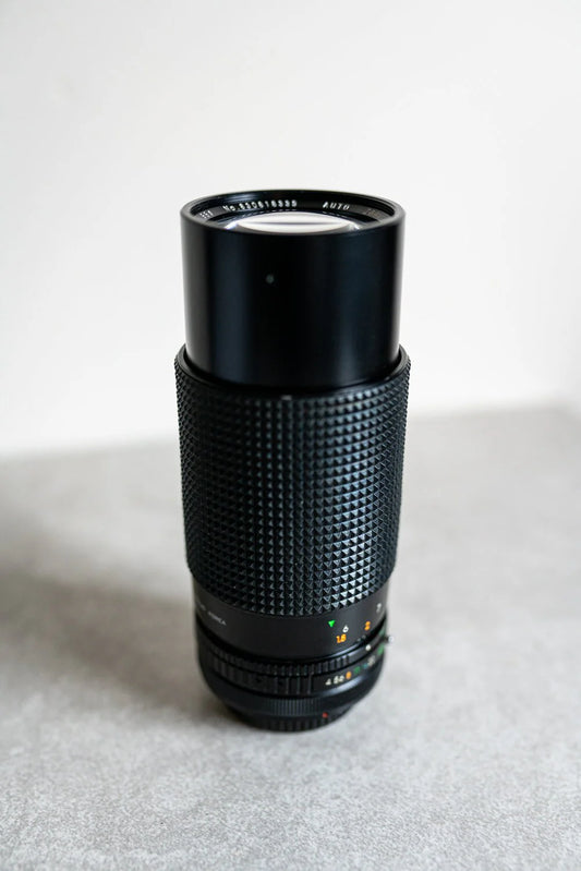 Sears 80-200mm f4 Telephoto Zoom Lens w/ Macro for Canon FD Mount