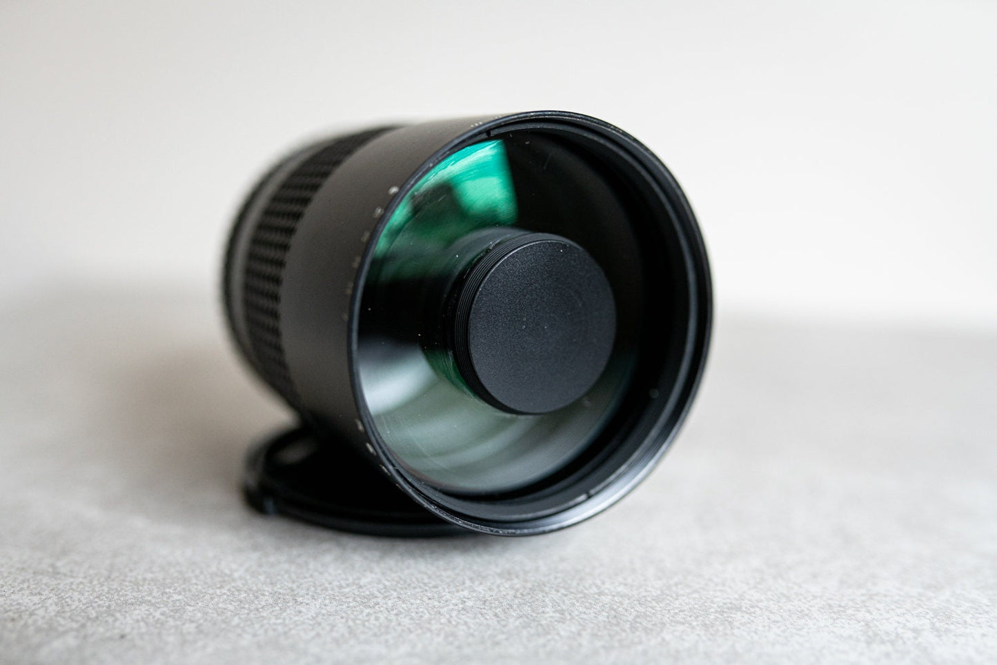 Makinon 500mm f8 Reflex Telephoto Mirror Lens for Canon FD Mount Cameras (AE1/AE1P/A1/F1)