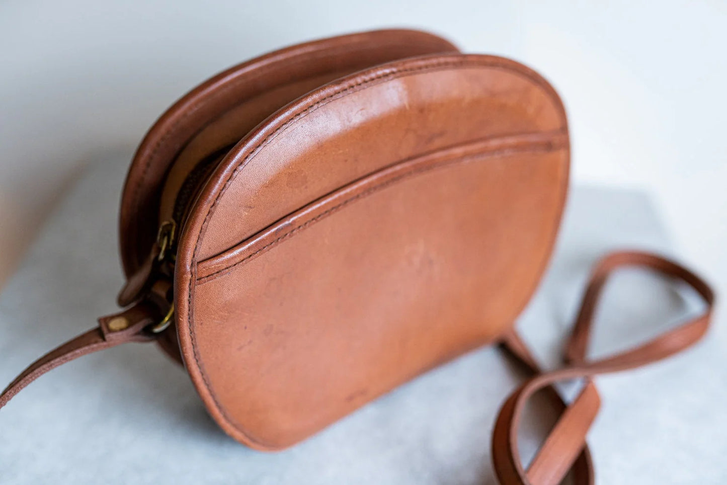 1950s Leather Purse w/ Shoulder Strap and Pockets