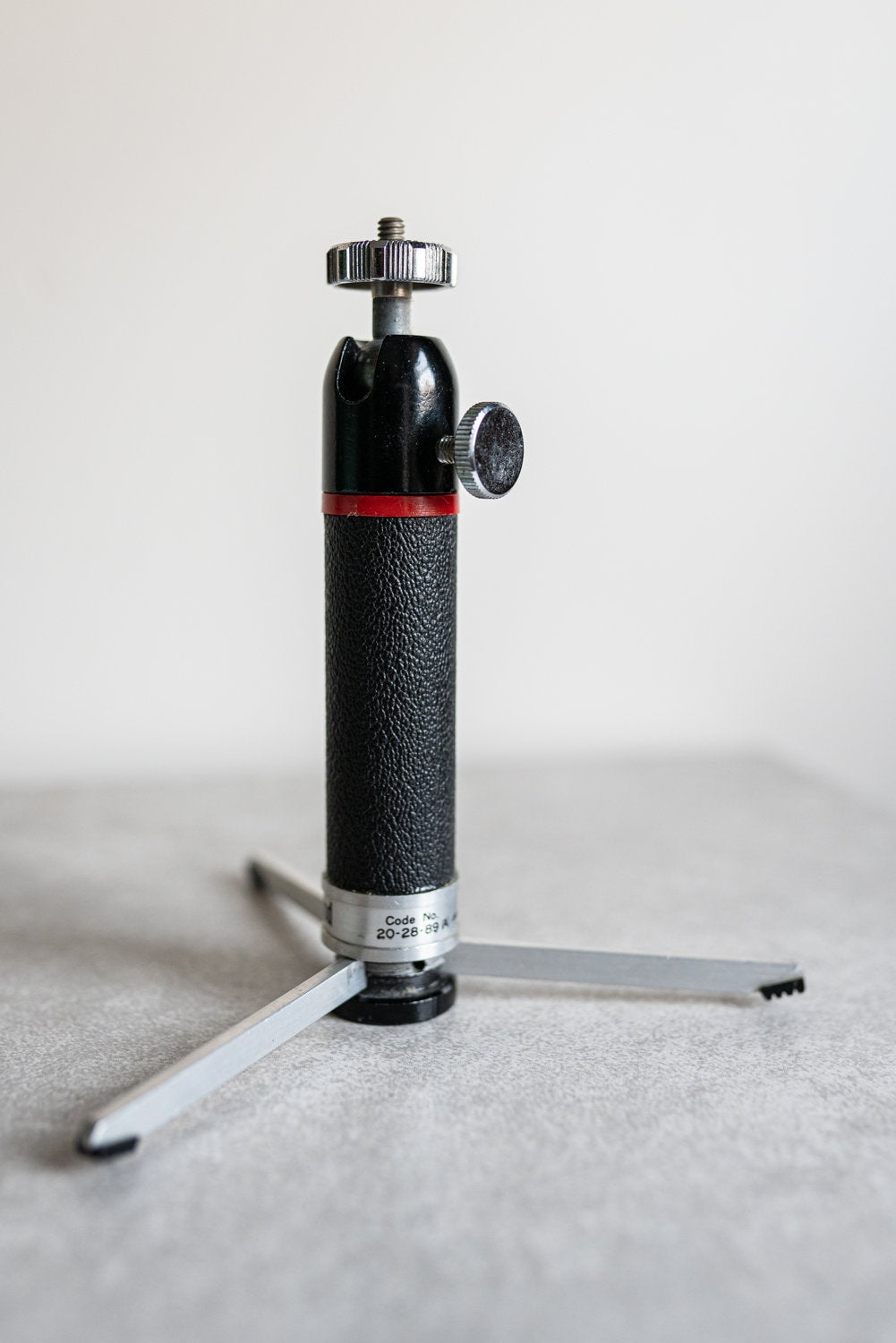 Focal Handipod Table Top Tripod w/ Ball Head