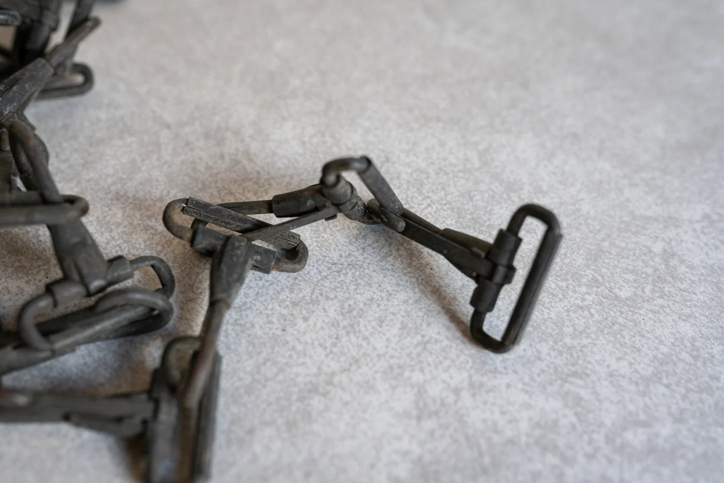 Metal Clip Chain Set - Vintage - 34 Metal Clips