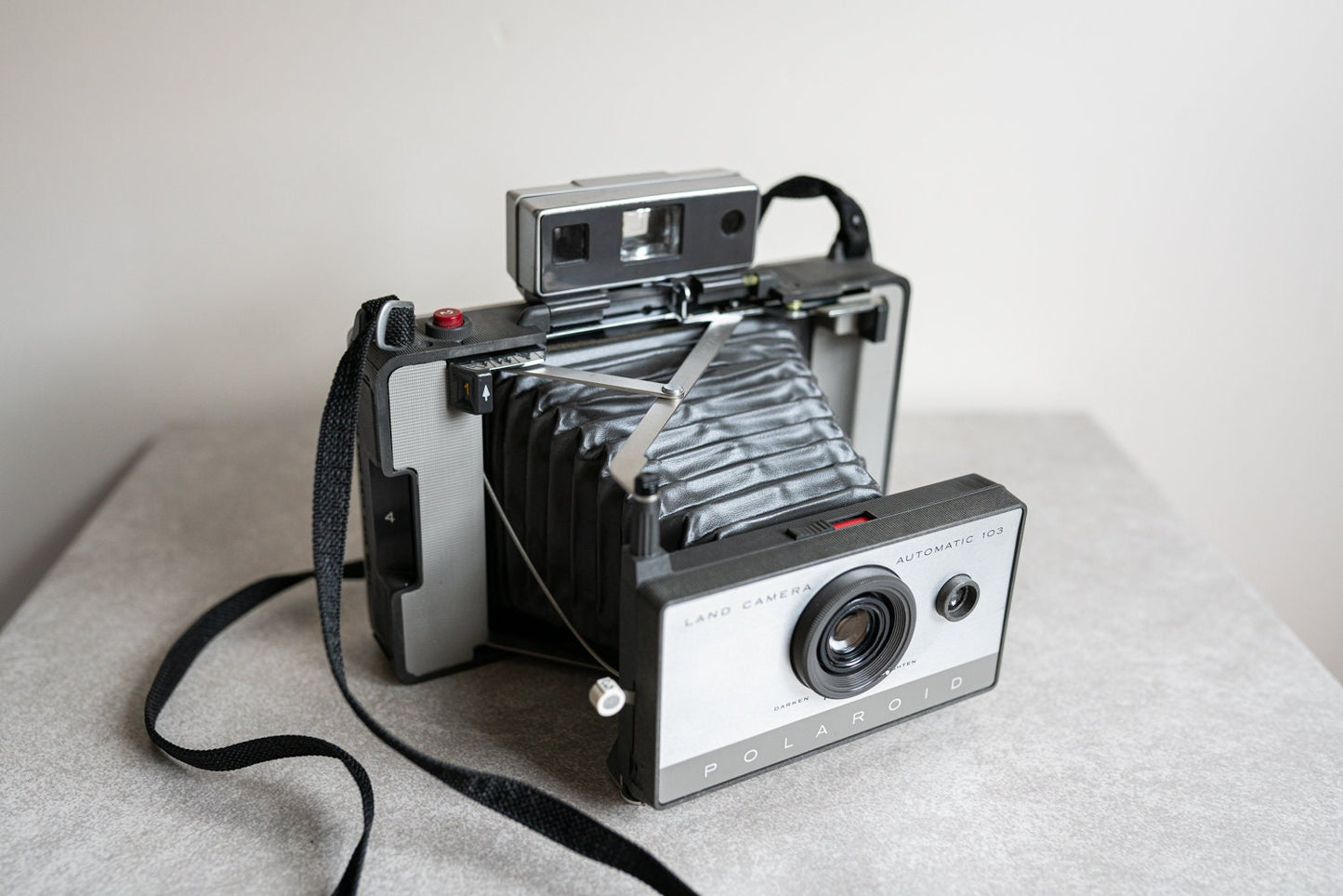 Polaroid 103 Land Camera - Vintage