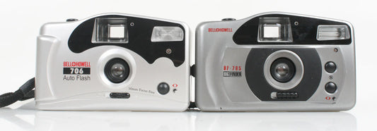 2 BELL 7 HOWELL POINT AND SHOOT CAMERAS