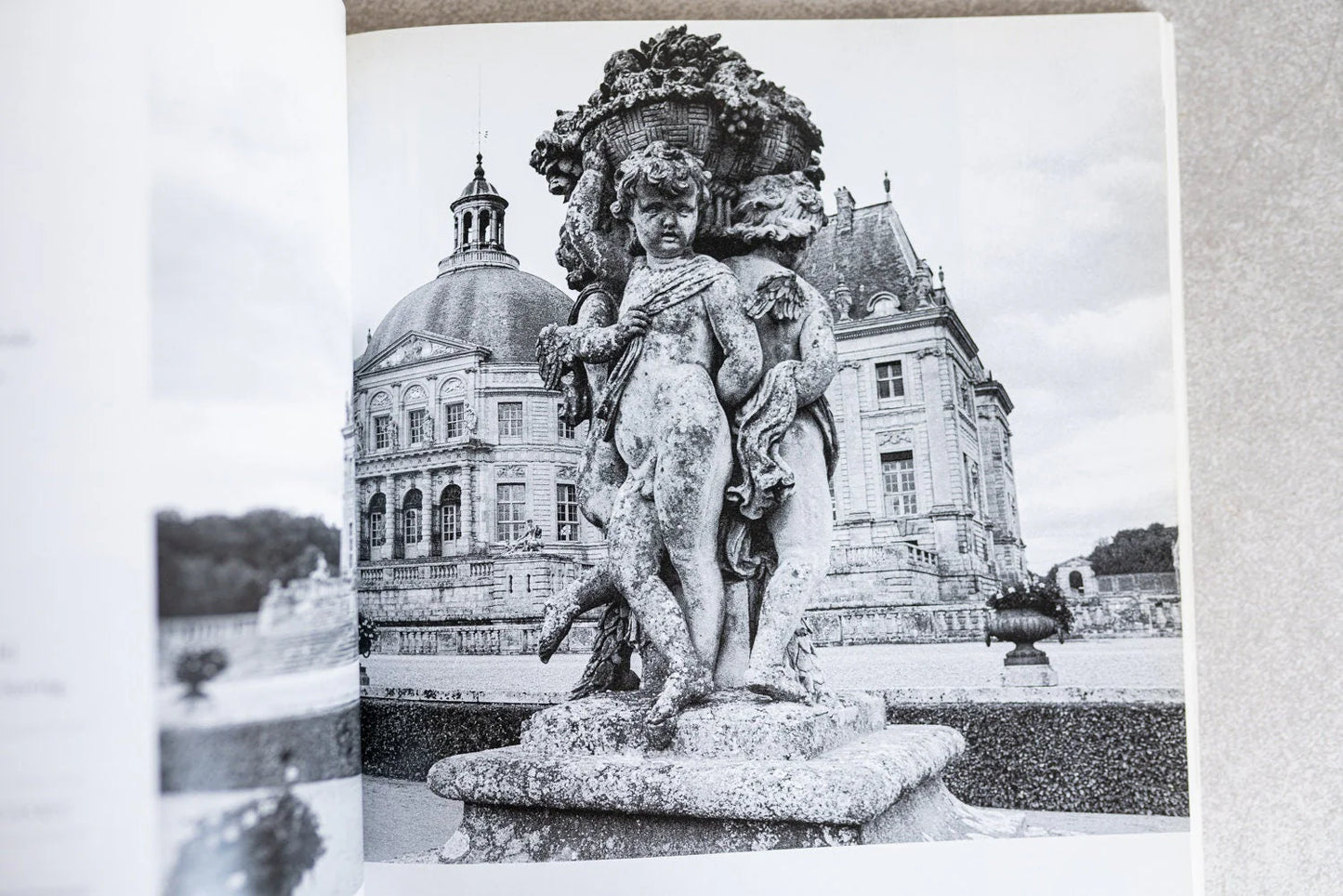 Literary Paris: Photography and Commentary by Jeffrey Kraft