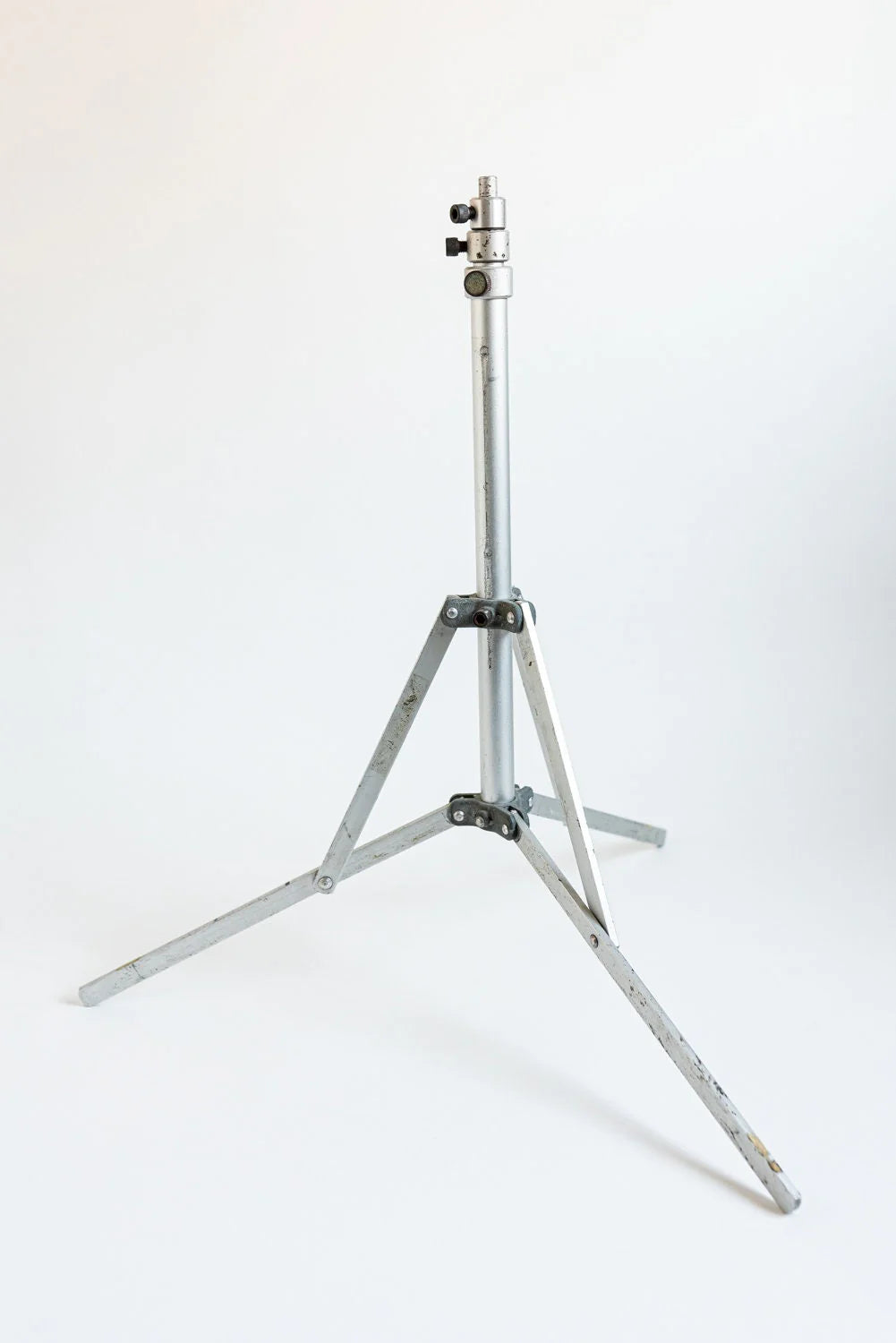 Vintage Mini Light Stand - 15 to 46 Tall