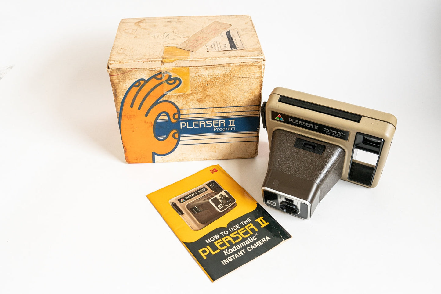 Kodak Kodamatic Pleaser II Instant Film Camera w/ Original Box and Manual
