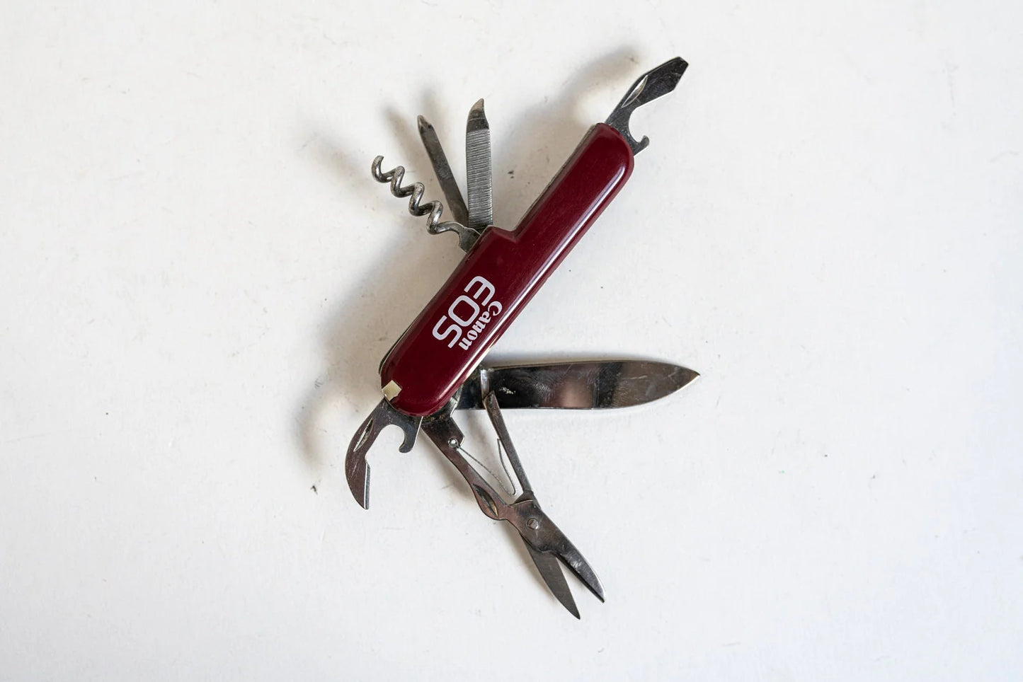 Canon EOS 7 Blade Pocket Knife