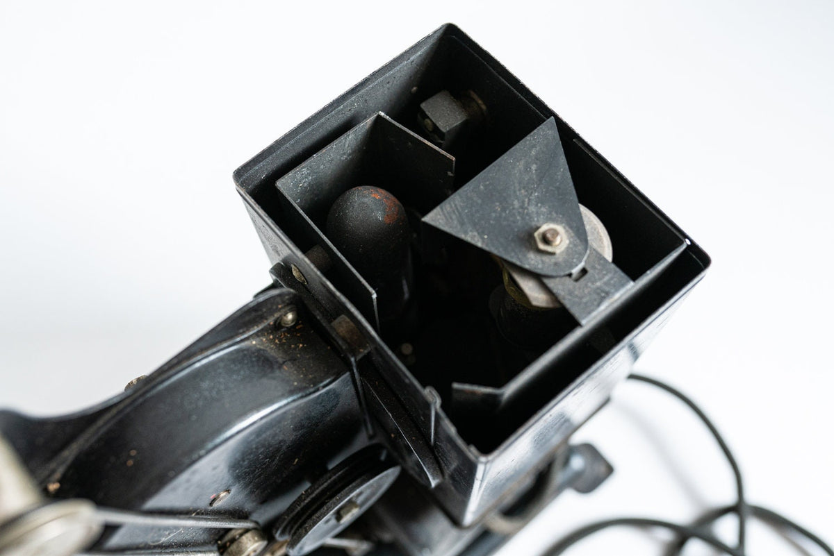 Kodascope Eight Model 40 Antique Movie Projector - For Display / Prop Only