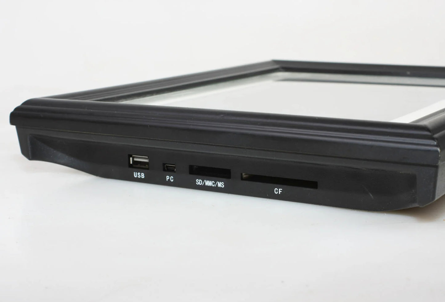 Insignia - 10.4 LCD Digital Picture Frame 8X6" Display