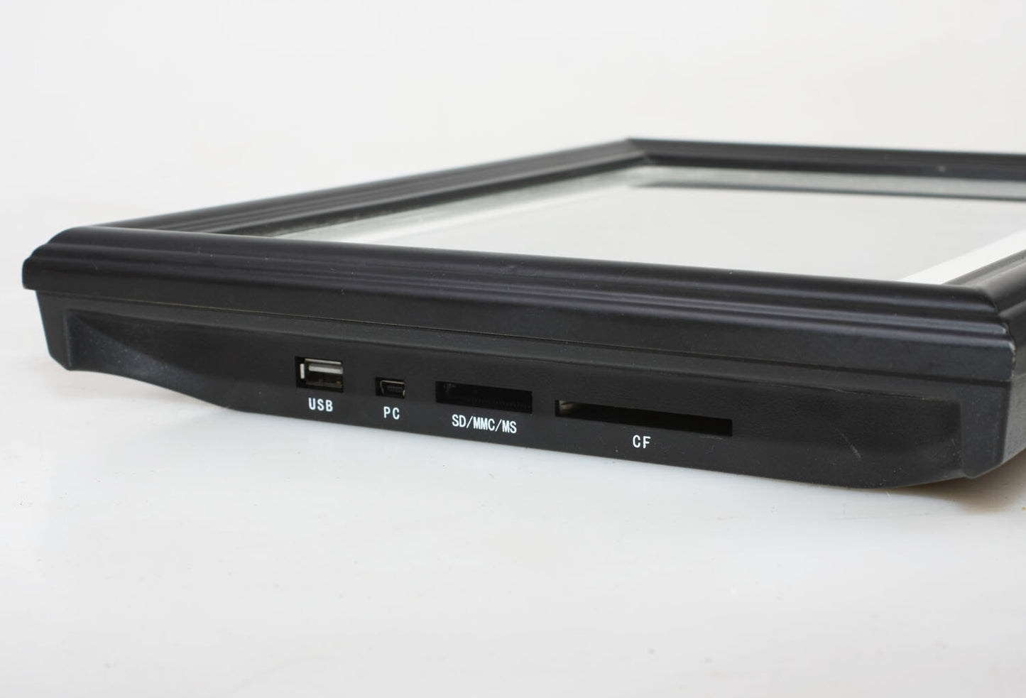 Insignia - 10.4 LCD Digital Picture Frame 8X6" Display