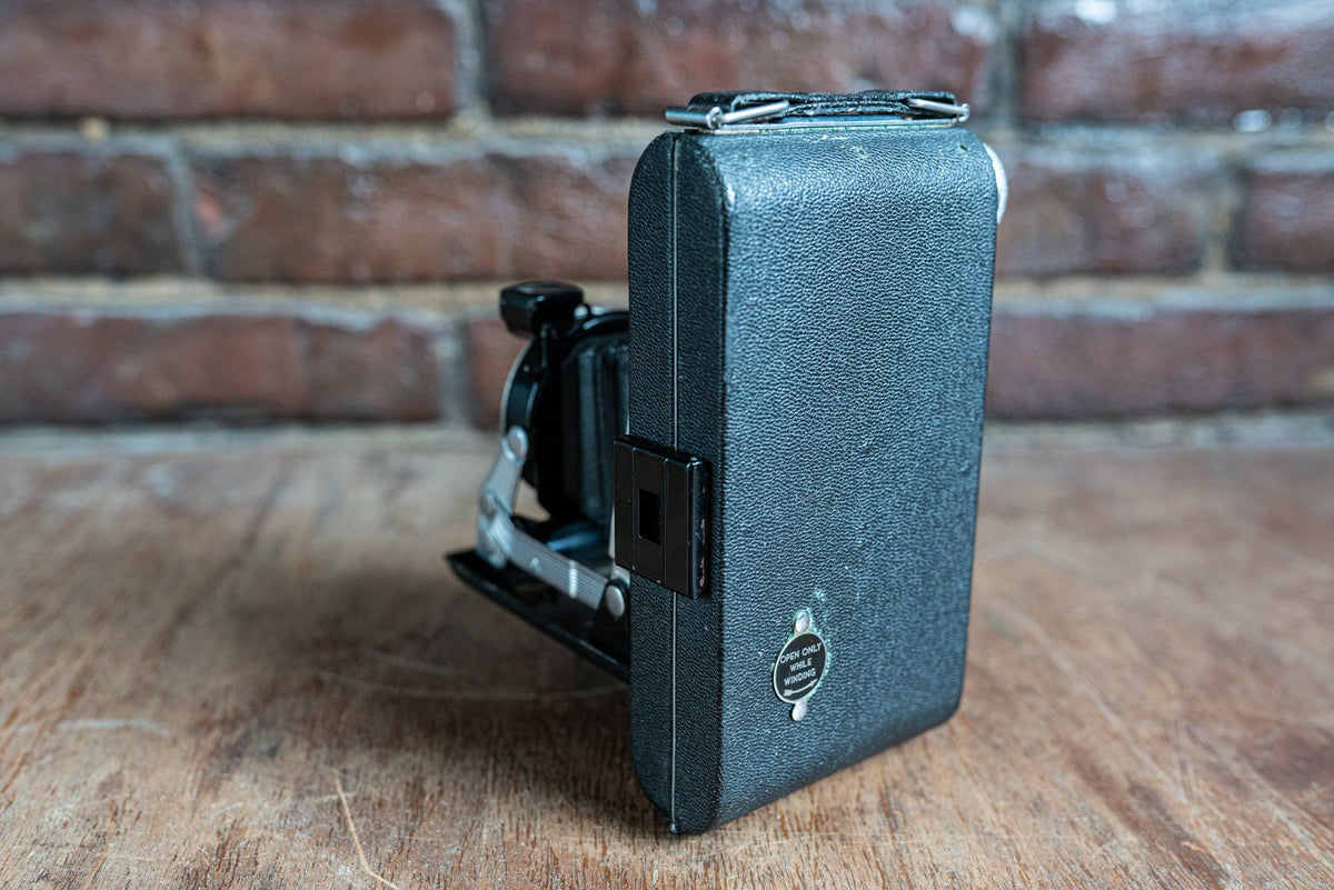 Vintage Kodak Vigilant Junior Six-20 Folding Camera with FPP 620 Film