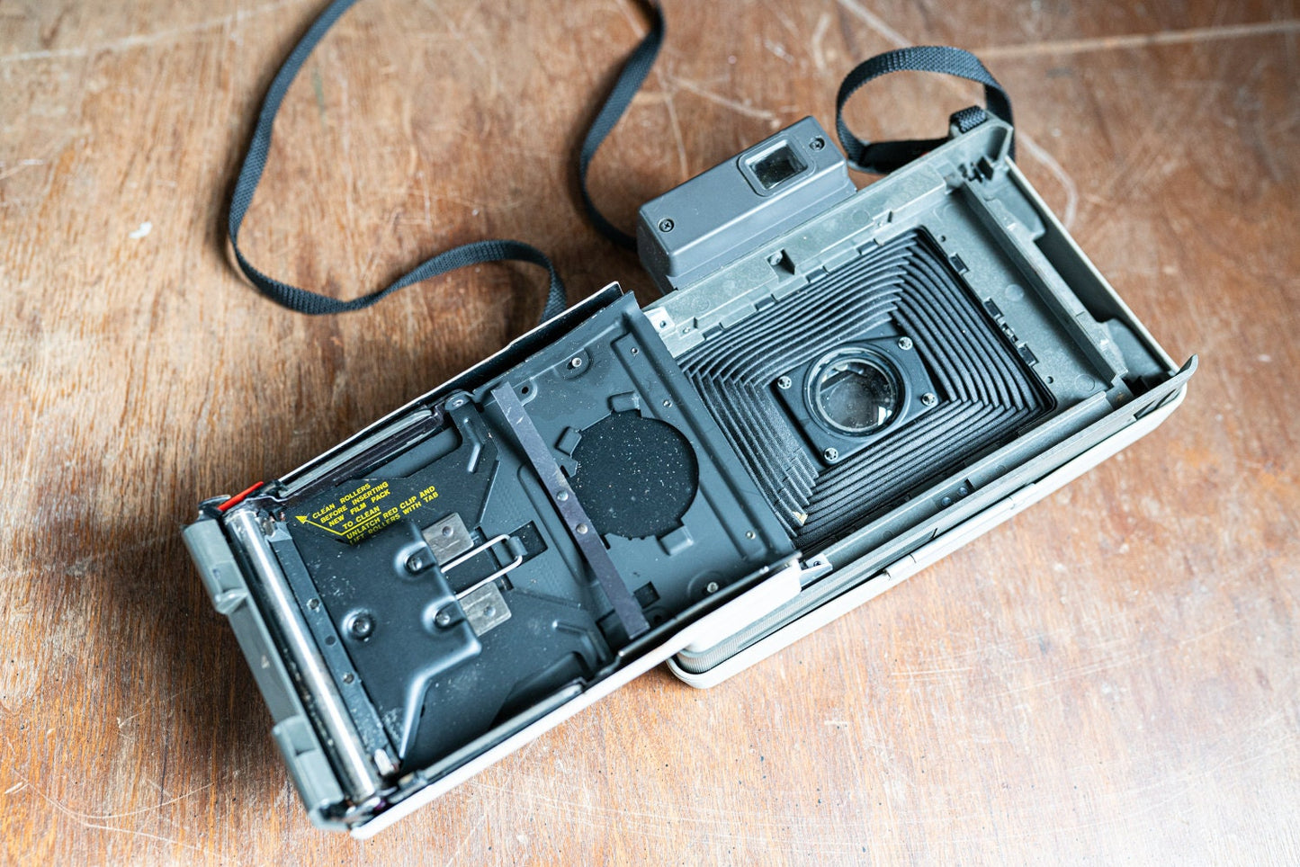 Polaroid Automatic 315 Land Camera Outfit For Display or Prop w/ Case and Extras