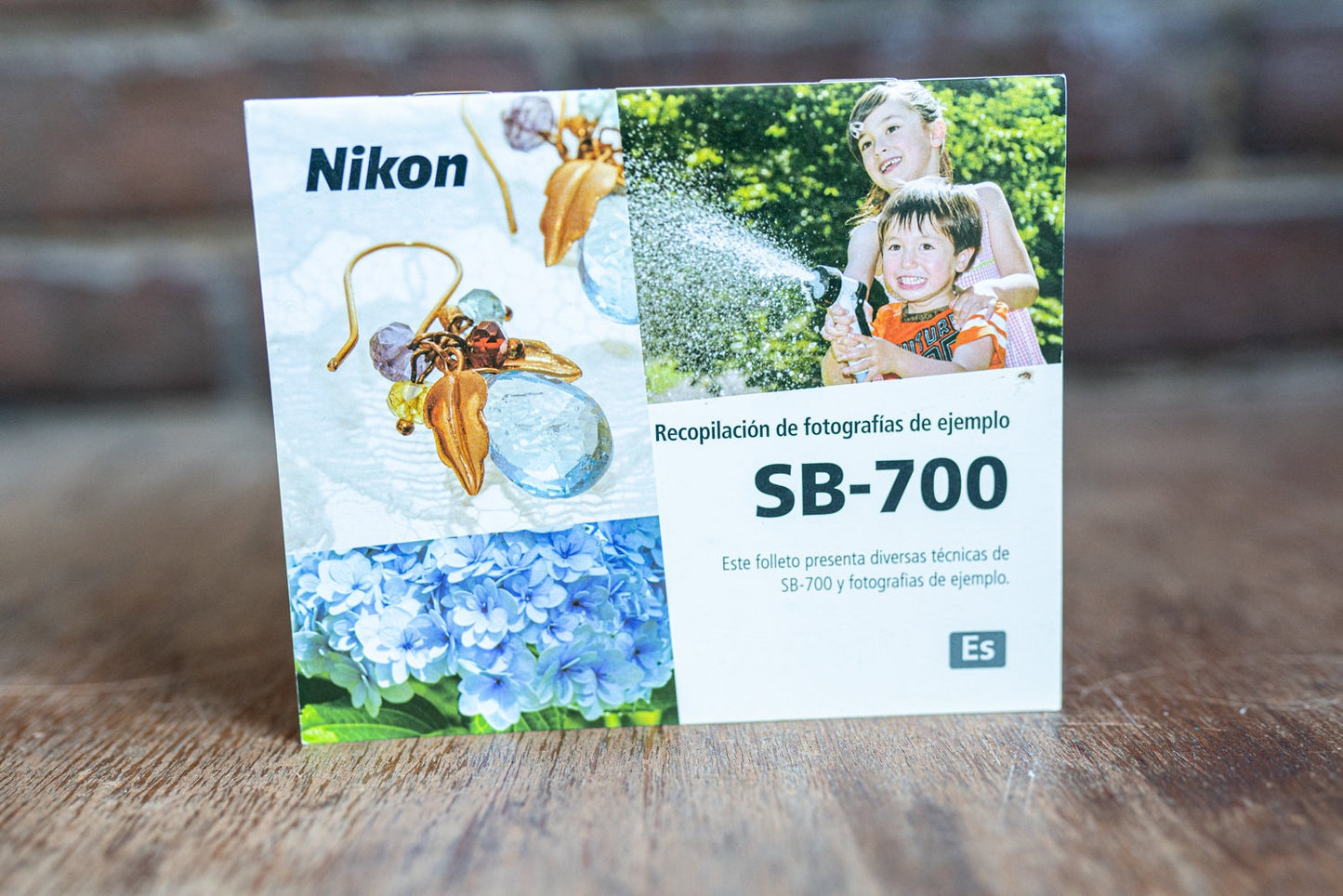 Nikon SB-700 Example Photos Collection Brochure - Spanish