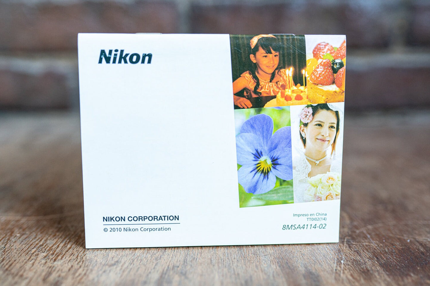 Nikon SB-700 Example Photos Collection Brochure - Spanish