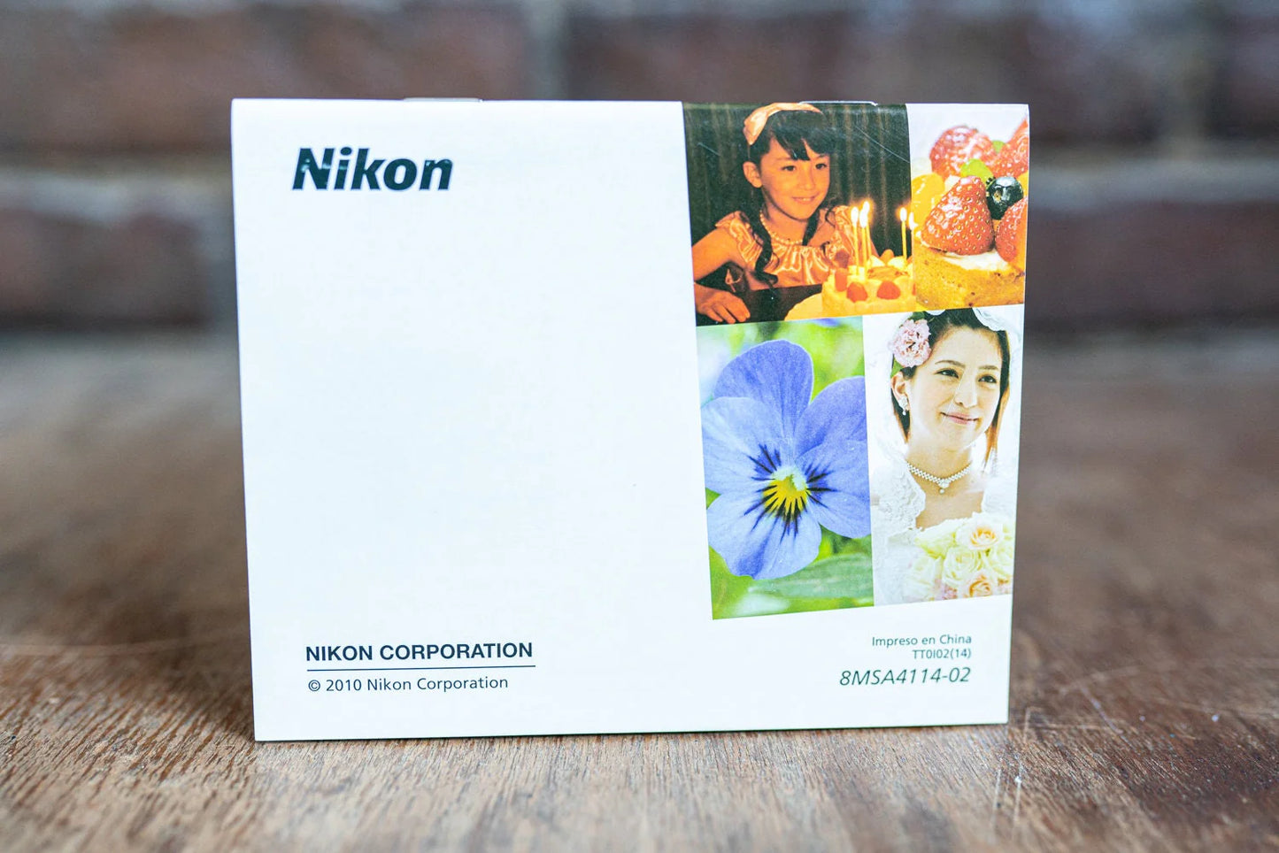 Nikon SB-700 Example Photos Collection Brochure - Spanish