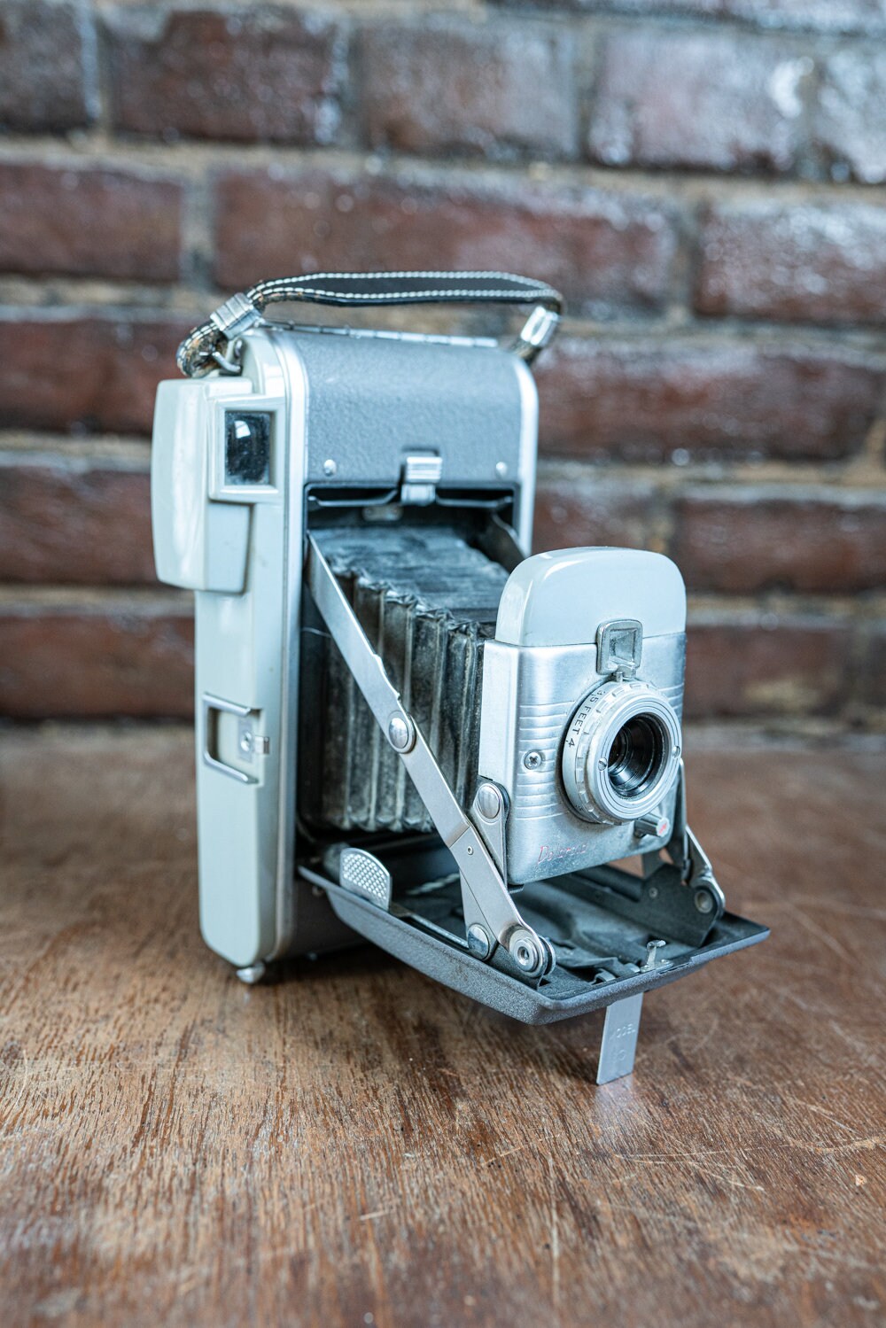 Polaroid Model 80 Folding Bellows Camera - For Display or Prop