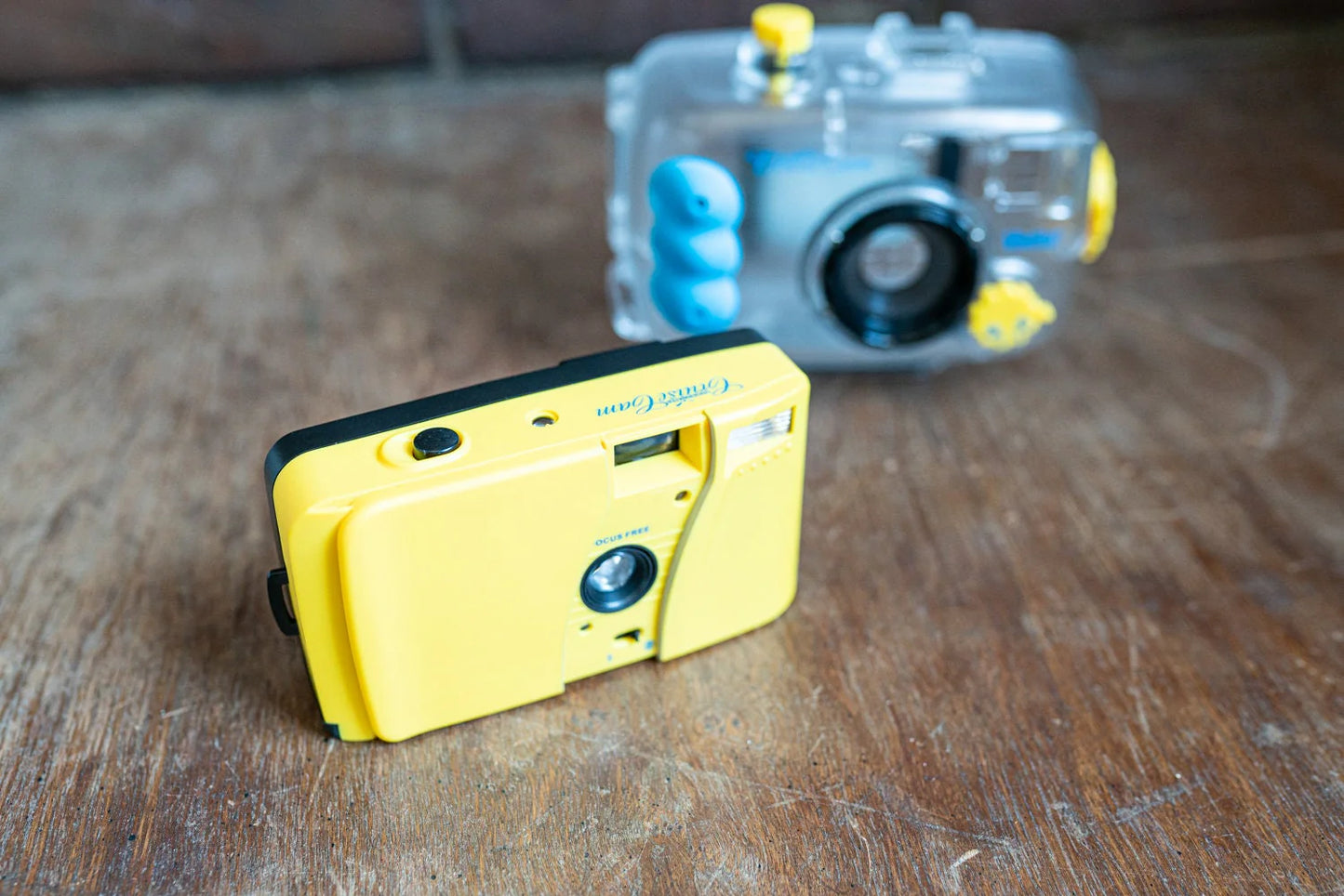 Vivitar Cruise Cam Underwater 35mm Camera Outfit
