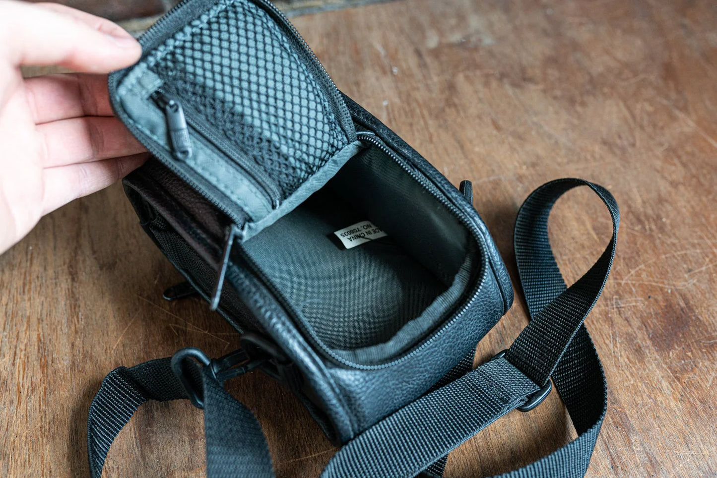 Vintage Black Case Logic Camera Case w/ Strap