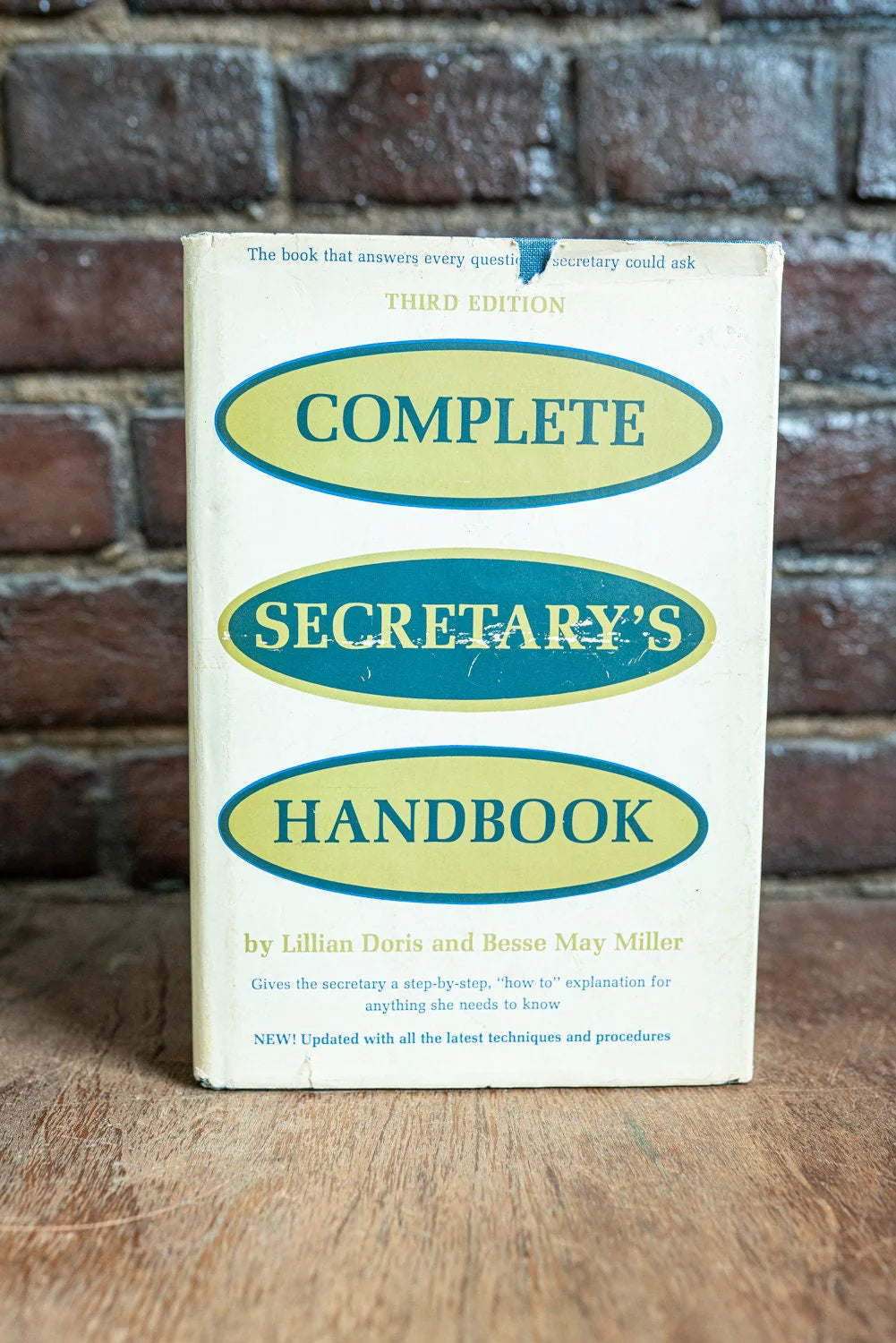 Complete Secretarys Handbook - Third Edition - Hardcover