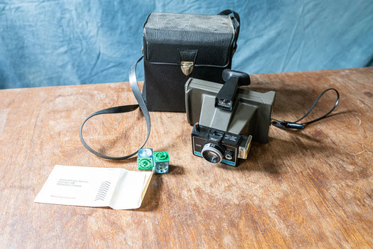 Vintage Polaroid Colorpack II w/ Case and Manual