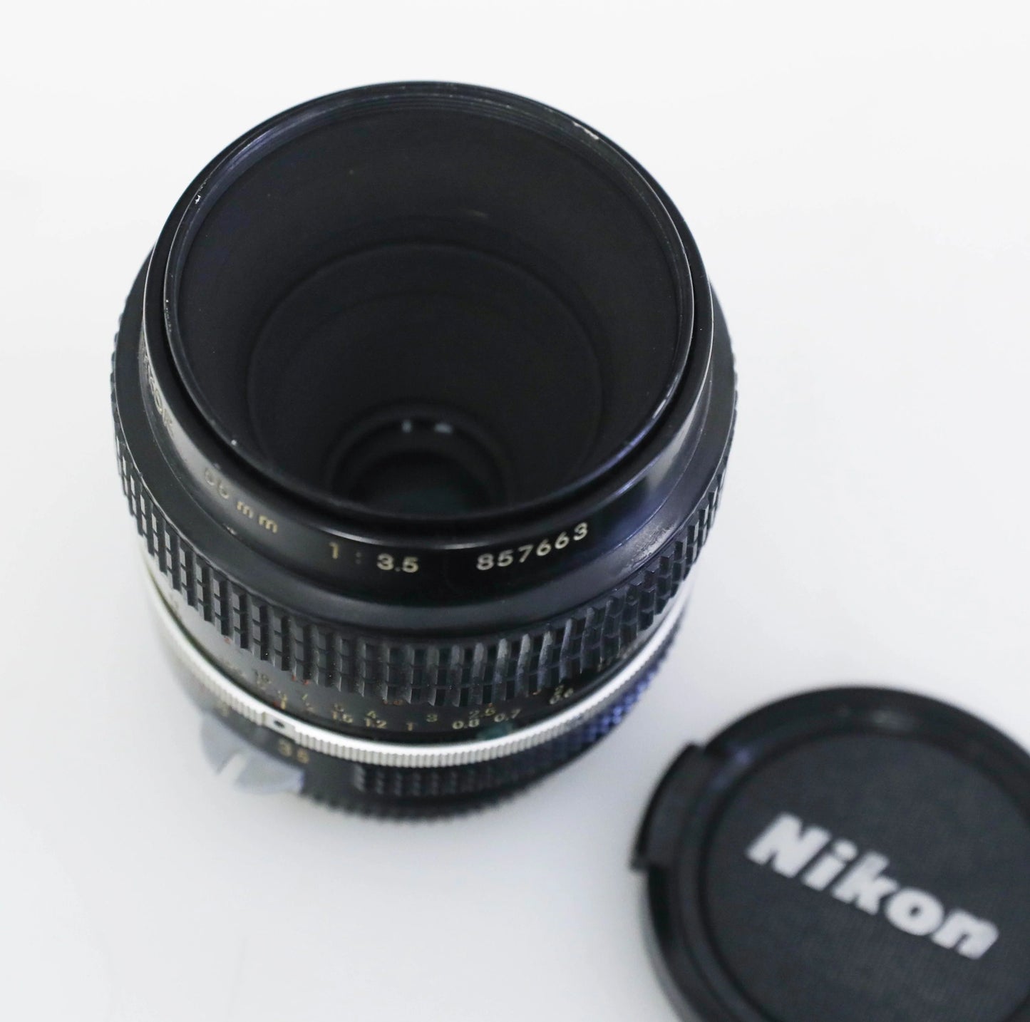 Nikon FILM LENSE  Macro Lens 55mm f/3.5 Close Up Lens with Caps