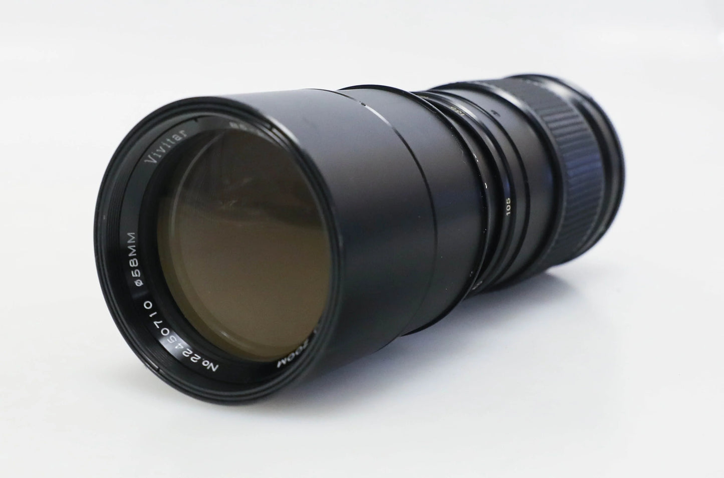 Vivitar Zoom 85-205mm f/3.8 Lens with M42 Screw Mount