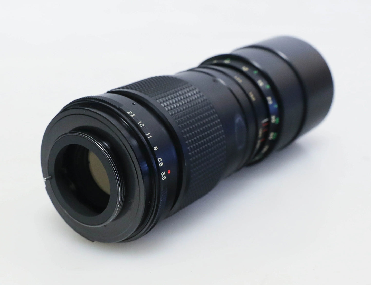 Vivitar Zoom 85-205mm f/3.8 Lens with M42 Screw Mount