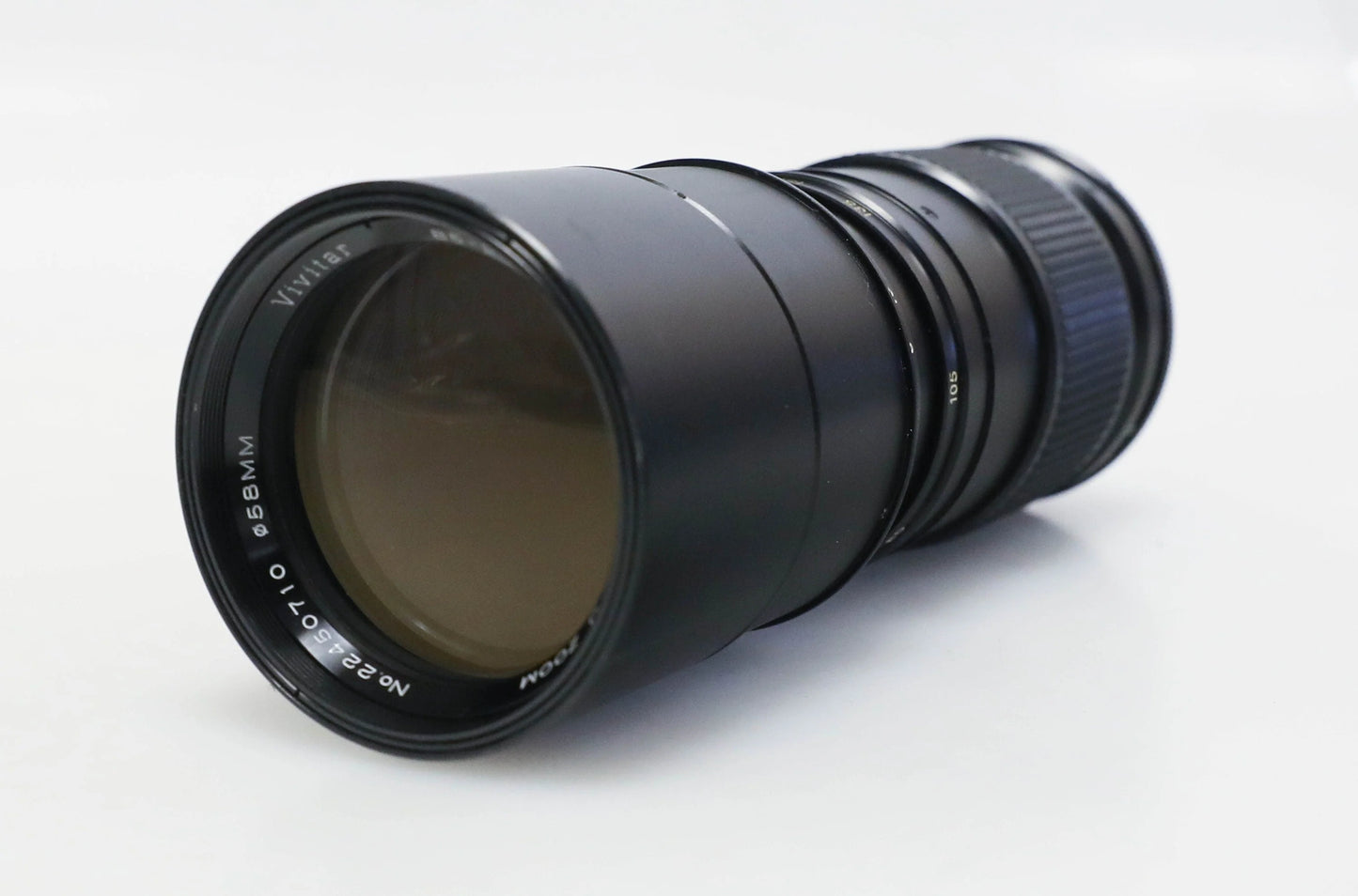 Vivitar Zoom 85-205mm f/3.8 Lens with M42 Screw Mount