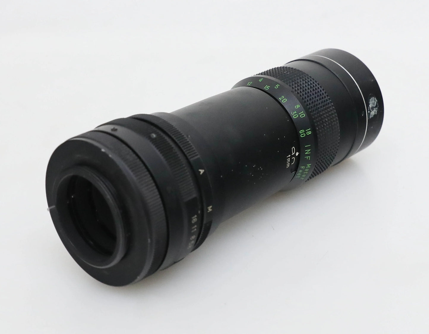 Yashica 90-190mm f/5/8 Auto Yashinon Zoom Lens Telephoto with M42/Screw Mount