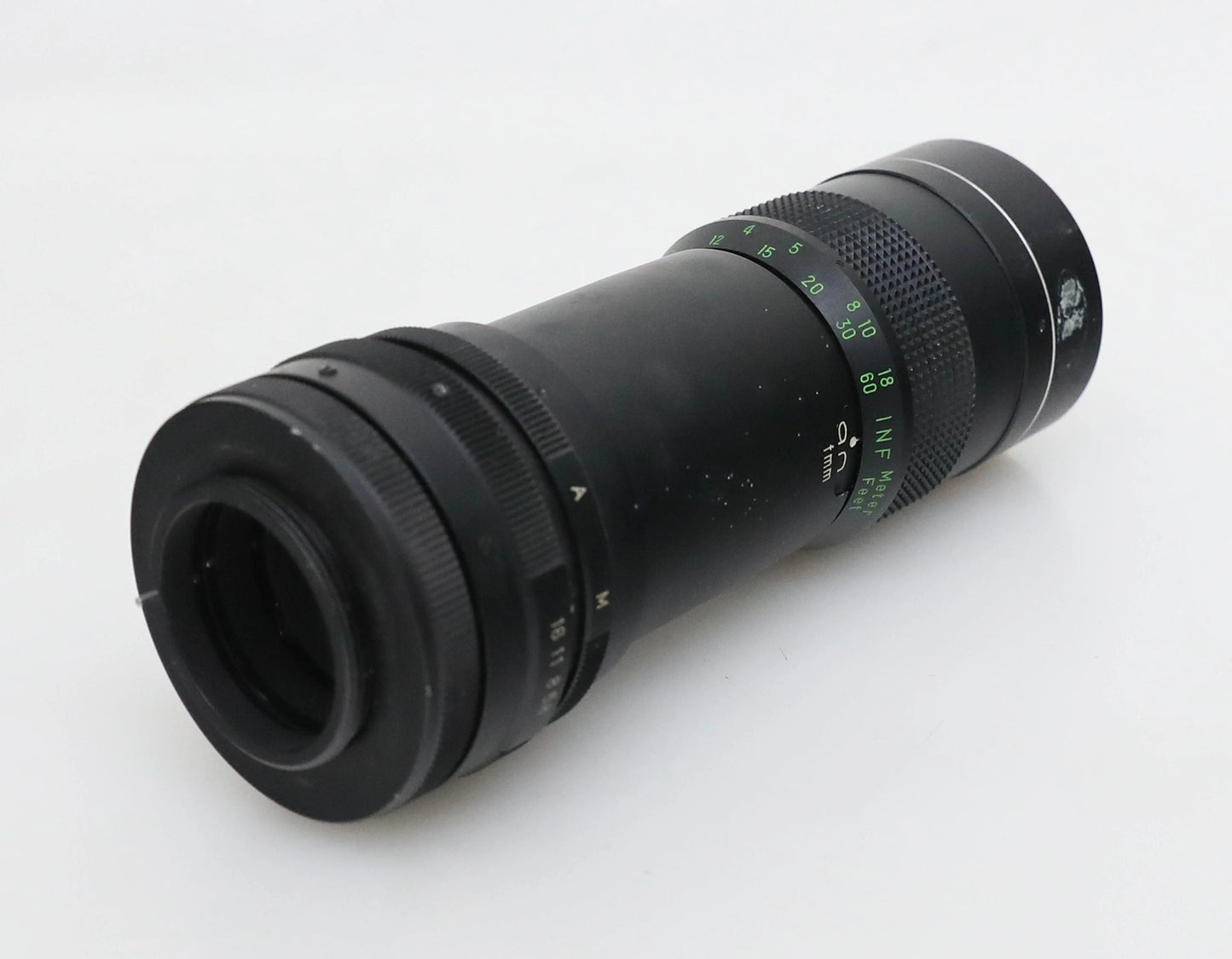 Yashica 90-190mm f/5/8 Auto Yashinon Zoom Lens Telephoto with M42/Screw Mount