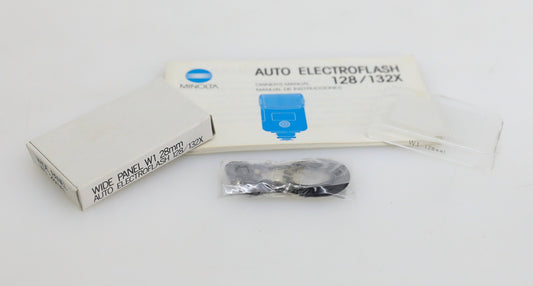Minolta Wide Panel 28mm Diffuser for Auto Electroflash 128/132X Units w/ Manual