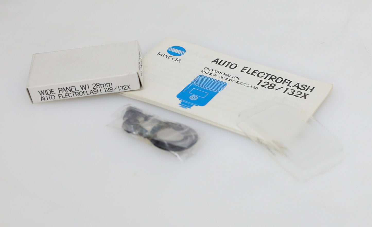 Minolta Wide Panel 28mm Diffuser for Auto Electroflash 128/132X Units w/ Manual