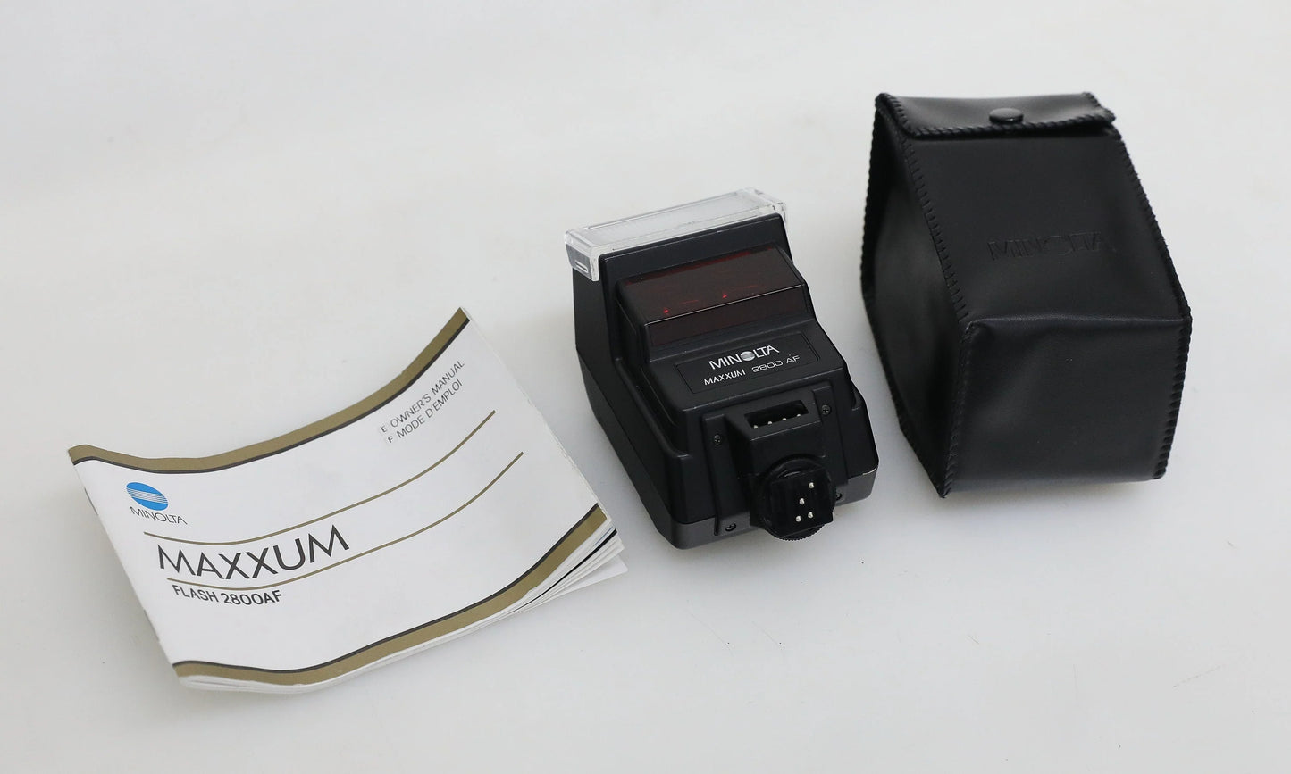 Minolta Maxxum Flash 2800AF with Case, Wide Angle Adapter and Manual