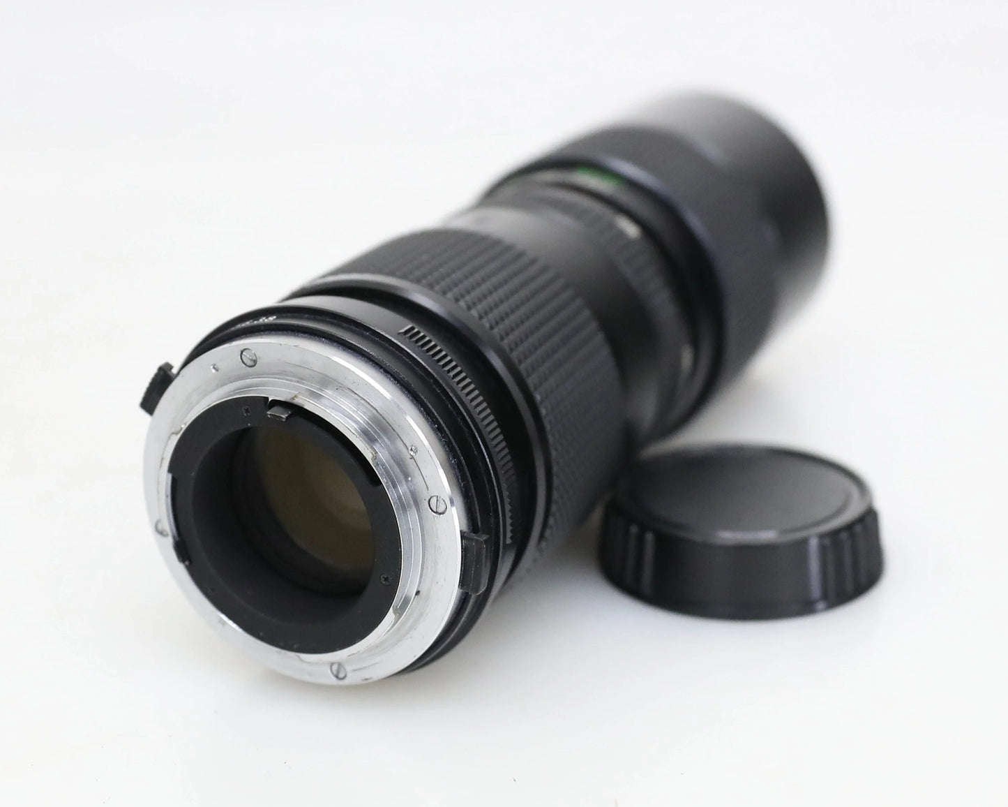 For parts -  OM Mount Lens, 85-205mm f/3.8 Zoom for Olympus